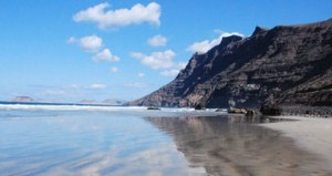 Windsurfen und Stand up Paddle Surfing auf Lanzarote